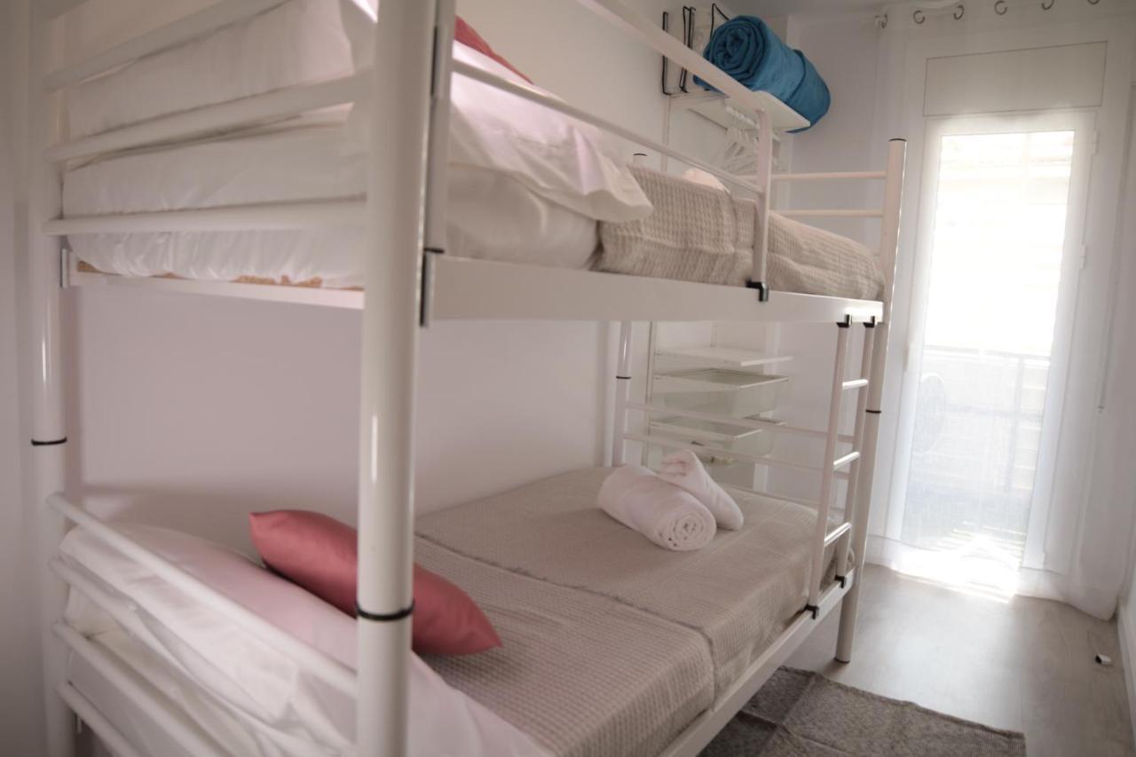 Modern Apartament Al Costat Del Parc De La Devesa Girona Ngoại thất bức ảnh