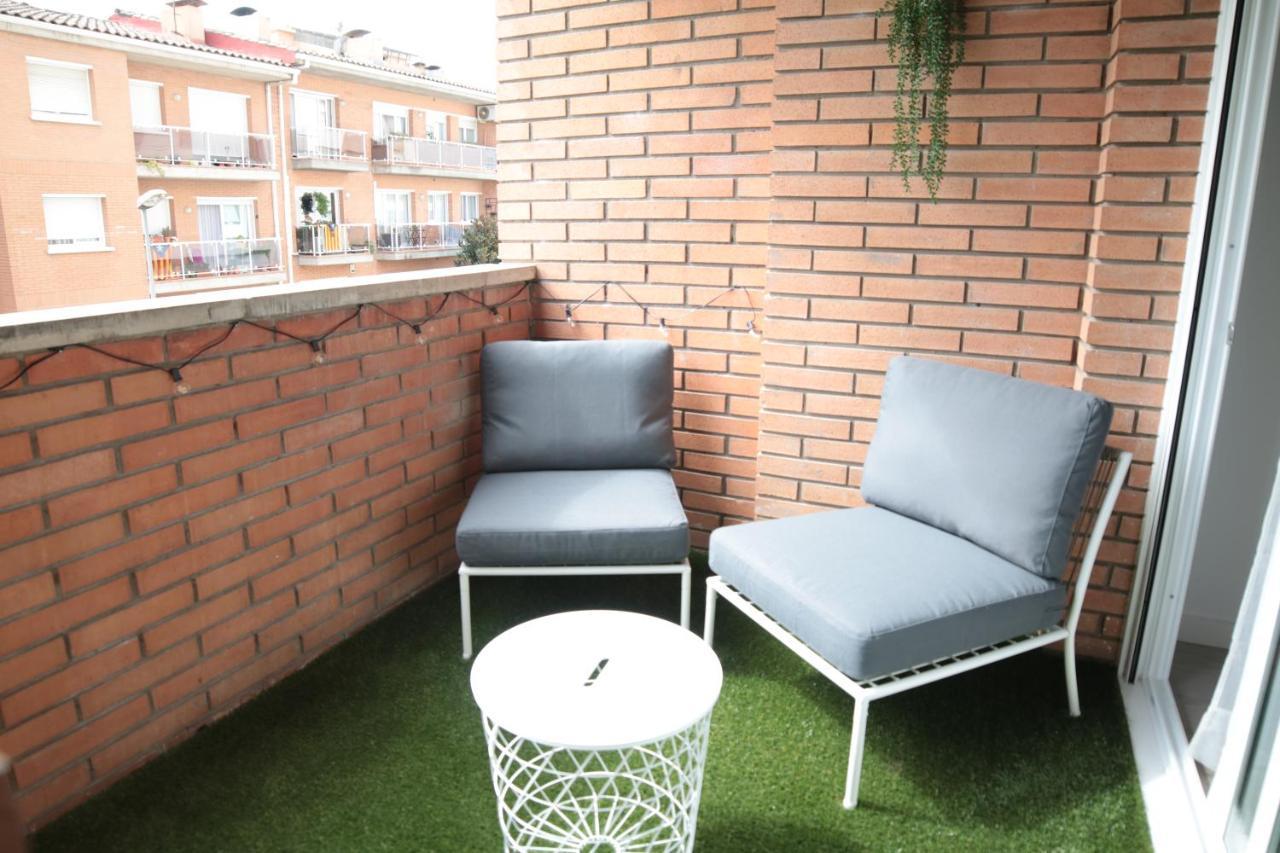 Modern Apartament Al Costat Del Parc De La Devesa Girona Ngoại thất bức ảnh